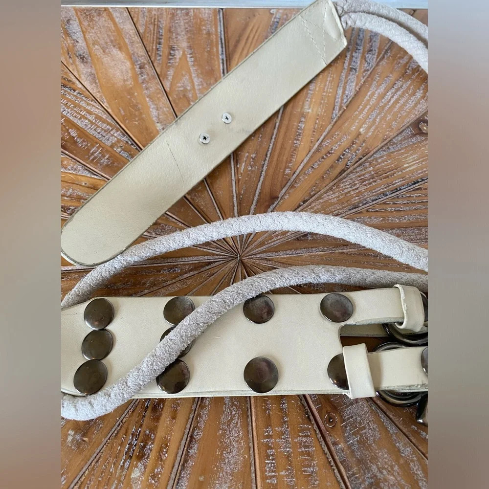 EUC Women’s Beige Faux Leather & Rope Belt - Picture 3 of 8